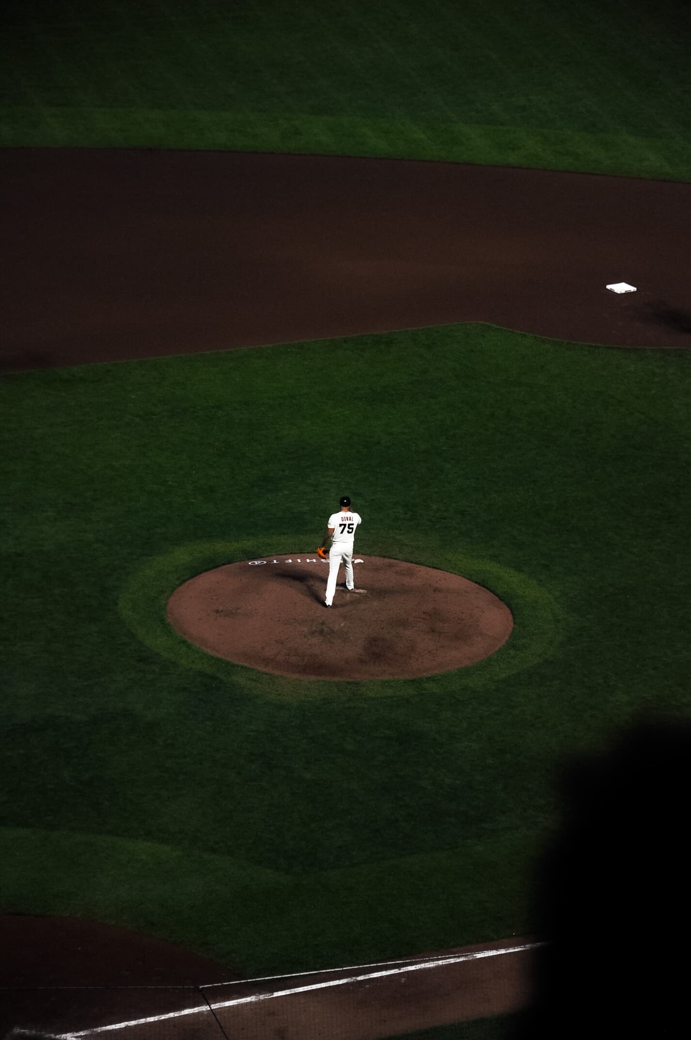 sports — 00doval.JPG